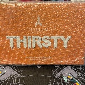 Brand new Jeffree star thirsty palette